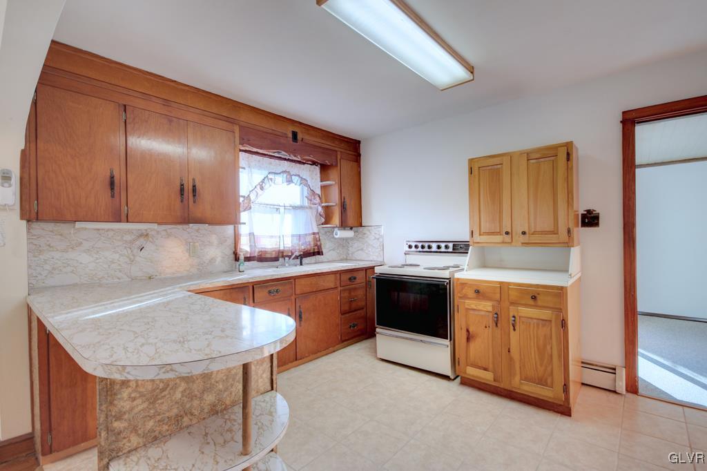 531 Center Street Slatington, PA 18080 - Photo 5 of 19 Gallery Image 5
