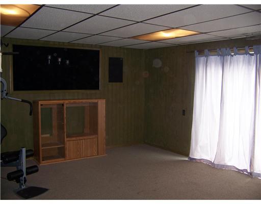 104 Garing Road Chicora, PA 16025 - Photo 10 of 15 Family Room.