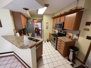 5760 West Ridgewood Road Springfield, OH 45503 - Photo 12 of 49
