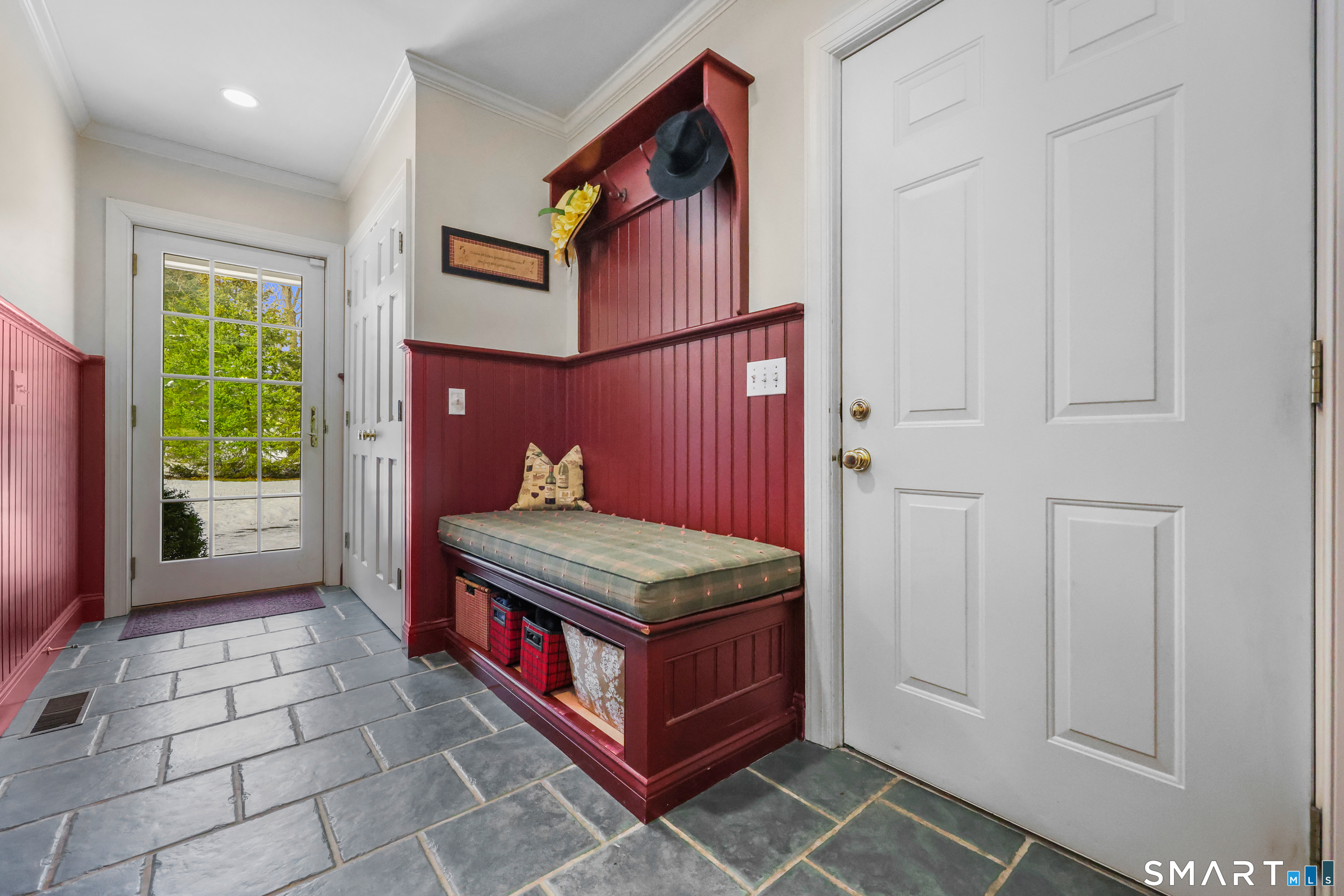 12 Ridgeway Road Easton, CT 06612 - Photo 9 of 38