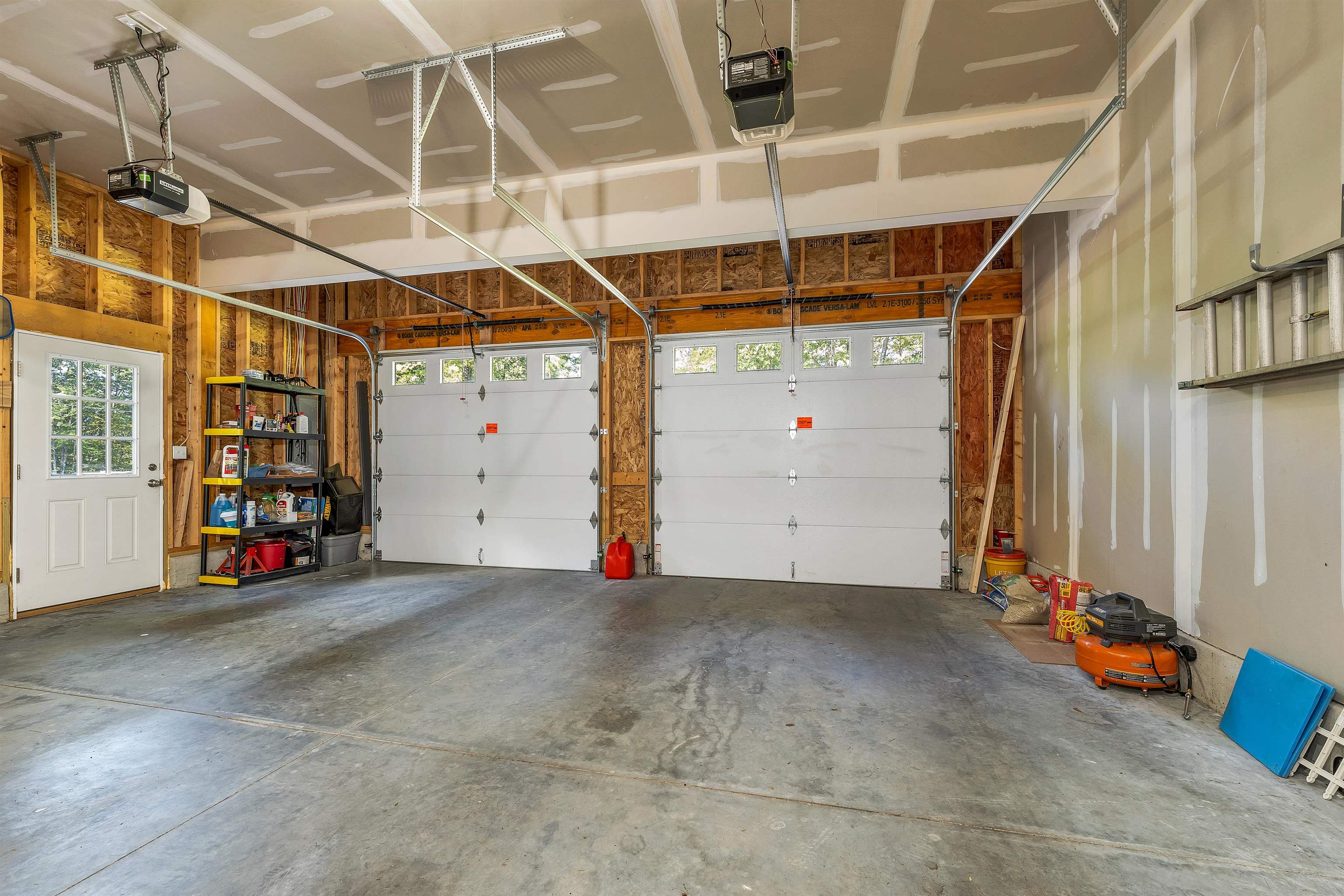 302 Flanders Road Henniker, NH 03242 - Photo 38 of 58