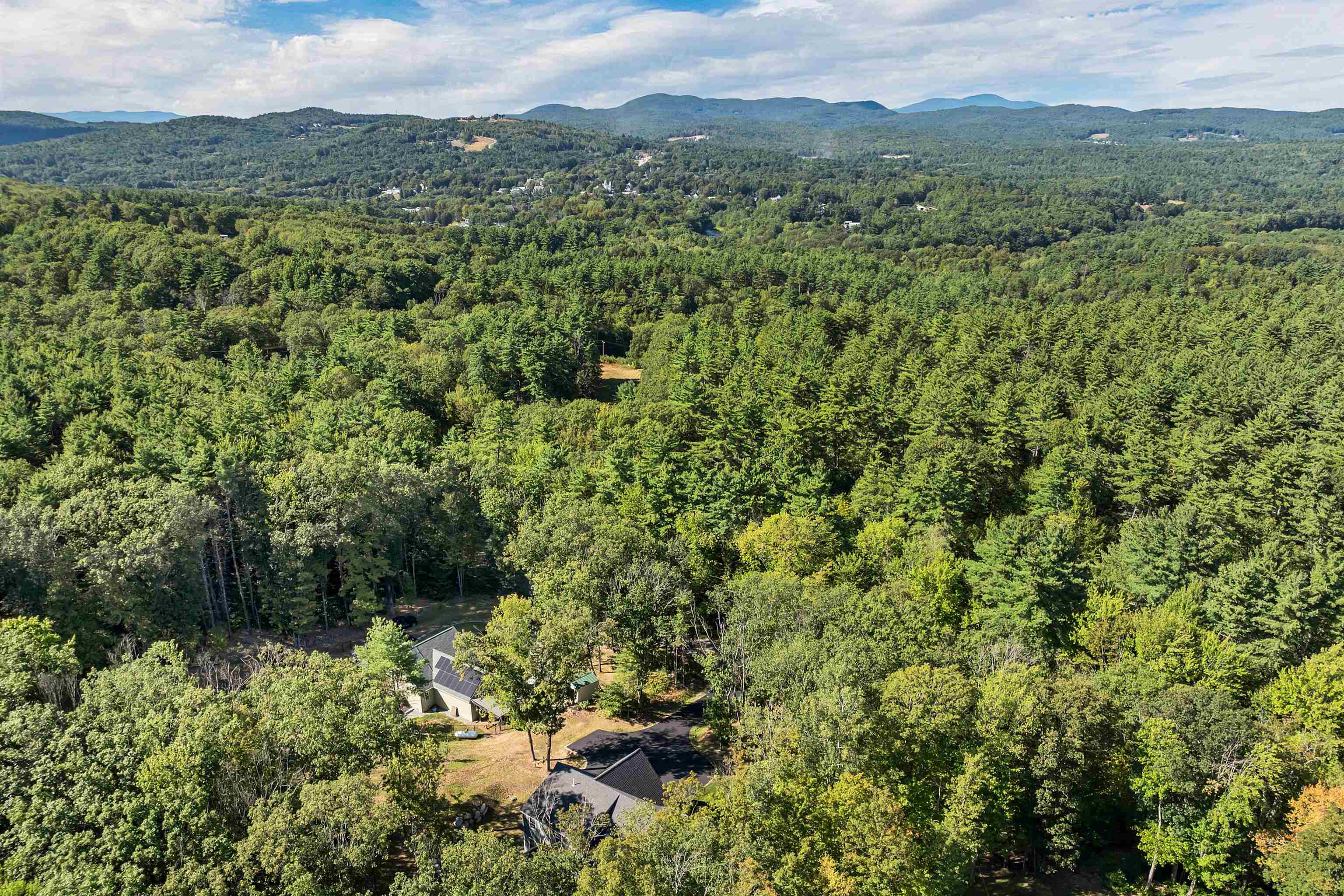 302 Flanders Road Henniker, NH 03242 - Photo 52 of 58