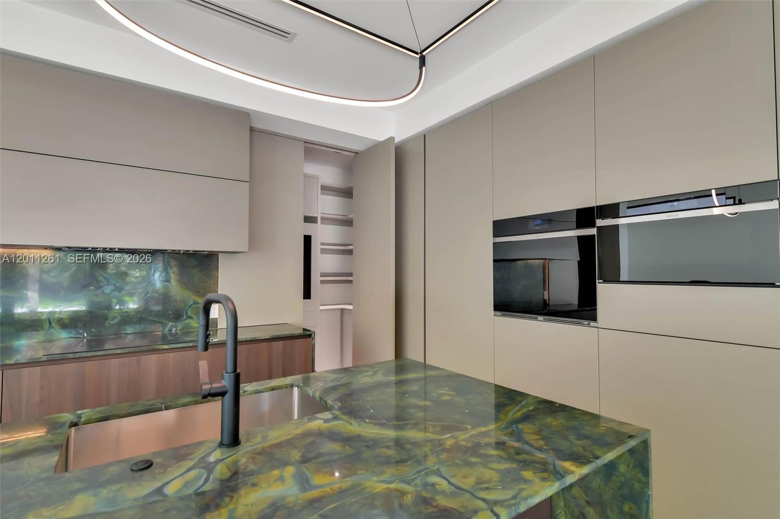 135 Southwest 29th Road Miami, FL 33129 - Photo 15 of 74