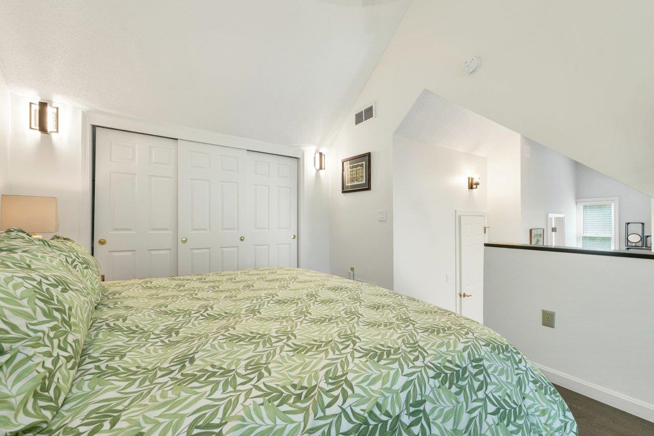 80 Cherry Hollow Road Nashua, NH 03062 - Photo 34 of 55