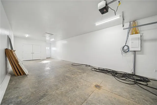 a view of a room with utility