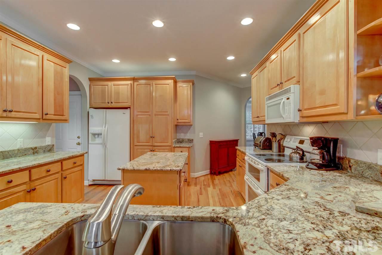 2125 Tibwin Drive Raleigh, NC 27606 - Photo 9 of 30 Gallery Image 9
