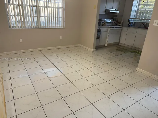 $3,500 | 2912 Southwest 38th Court, Unit 2912, Miami, FL 33134