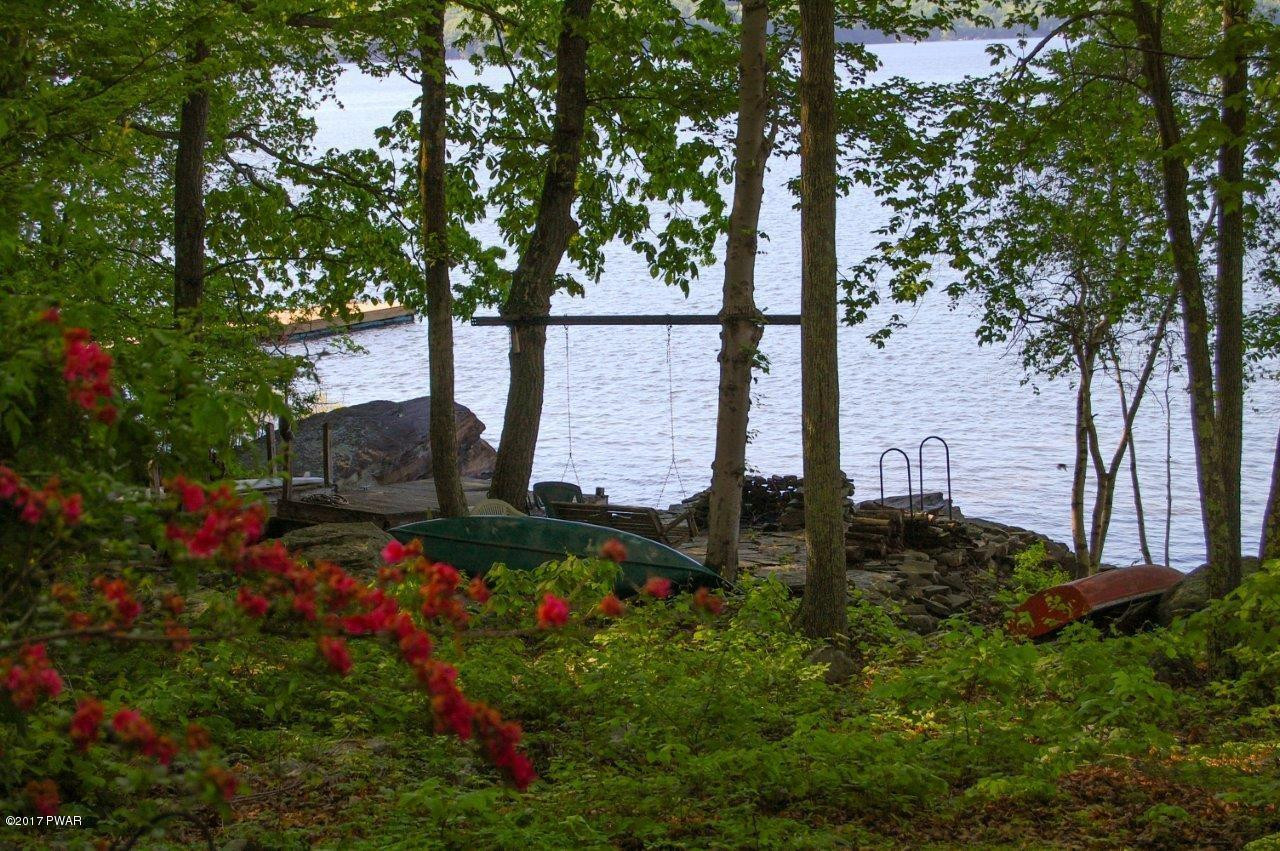 130 Paupack Point Road Hawley, PA 18428 - Photo 16 of 52