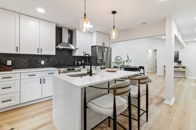 $775,000 | 10924 Thunderbird Drive, Carmel, IN 46032