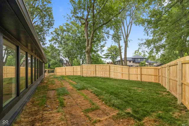 $775,000 | 10924 Thunderbird Drive, Carmel, IN 46032