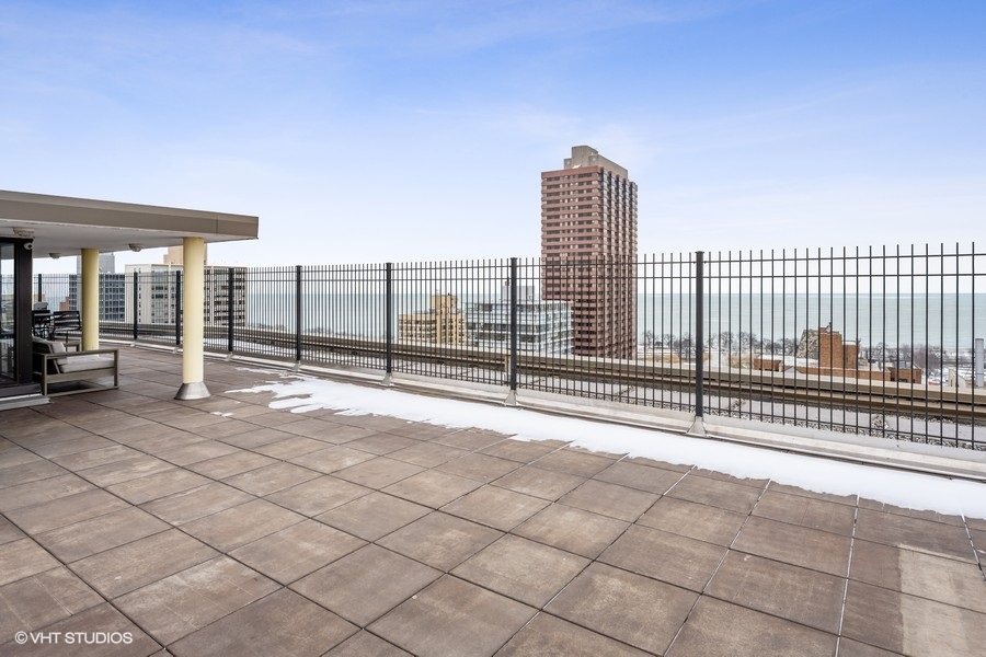 2930 North Sheridan Road, Unit 312 Chicago, IL 60657 - Photo 11 of 14