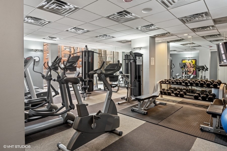2930 North Sheridan Road, Unit 312 Chicago, IL 60657 - Photo 12 of 14 a view of a room with gym equipment