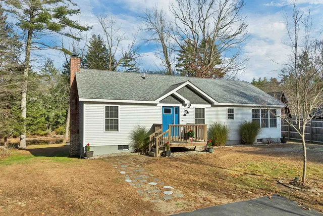 $545,000 | 7 Cashell Lane, Webster, NH 03303