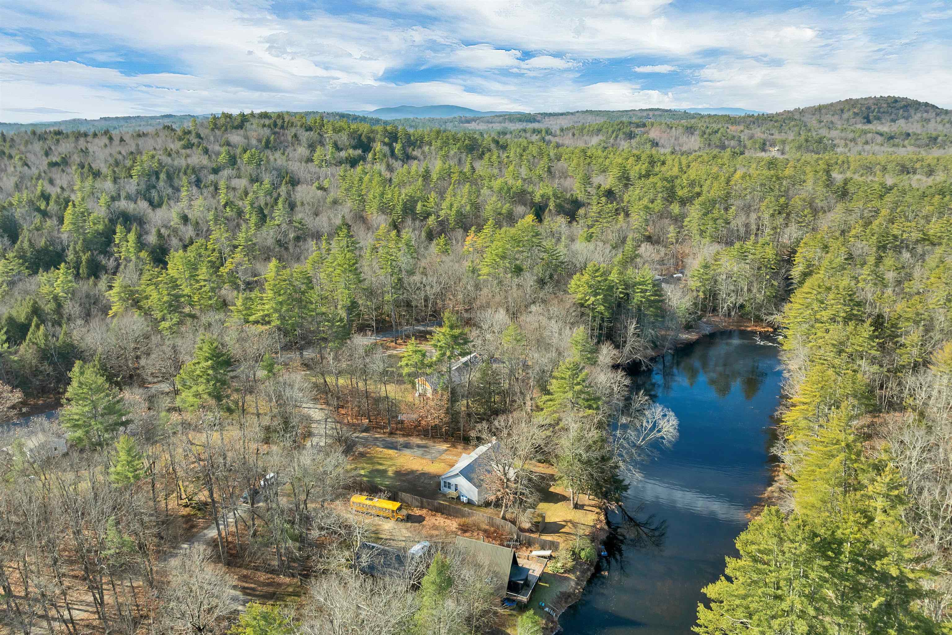 7 Cashell Lane Webster, NH 03303 - Photo 13 of 42