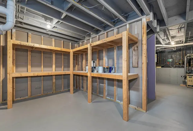 $545,000 | 7 Cashell Lane, Webster, NH 03303