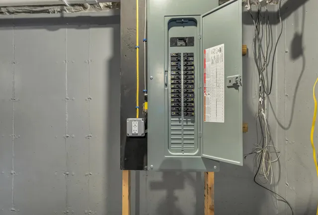 $545,000 | 7 Cashell Lane, Webster, NH 03303