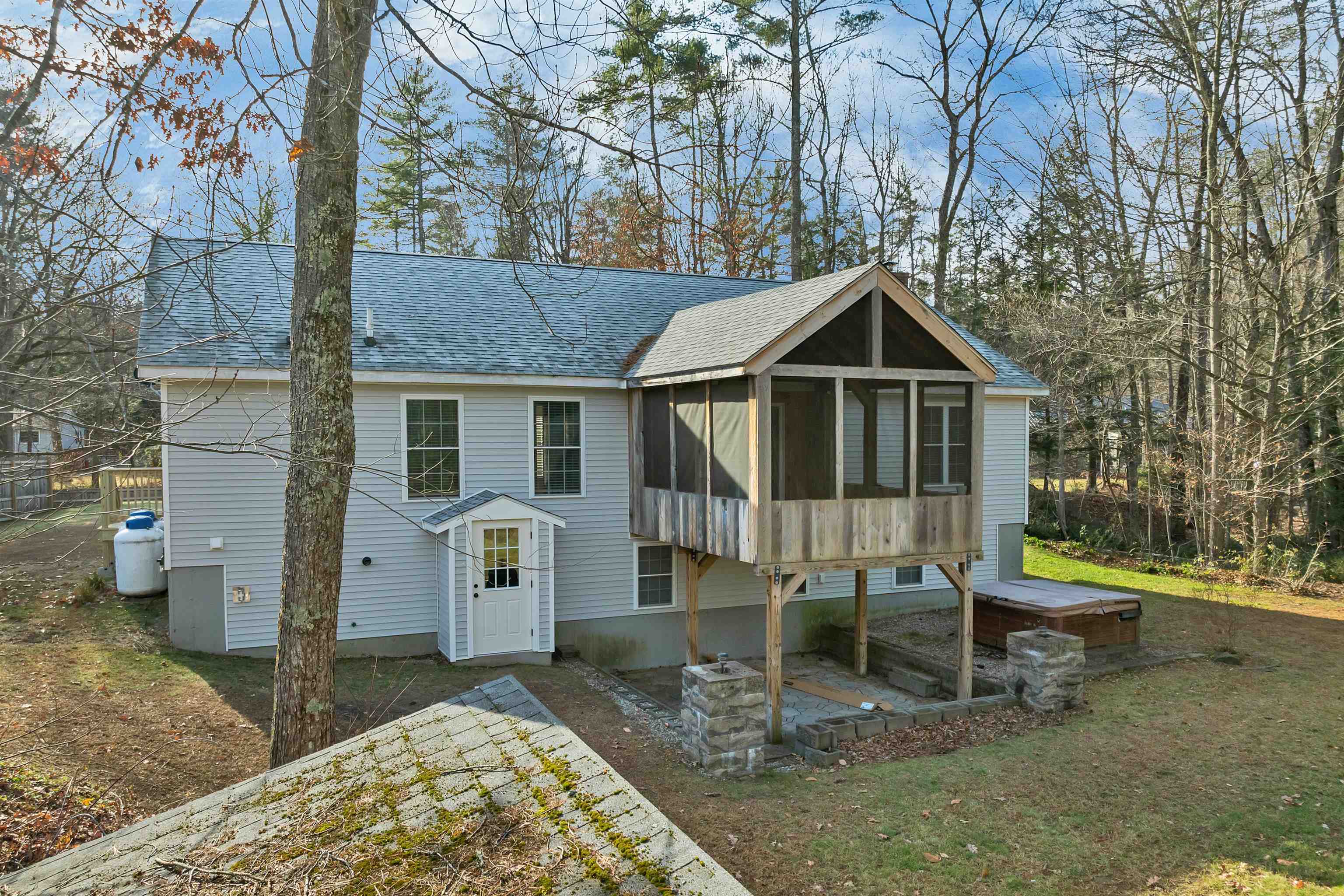 7 Cashell Lane Webster, NH 03303 - Photo 9 of 42