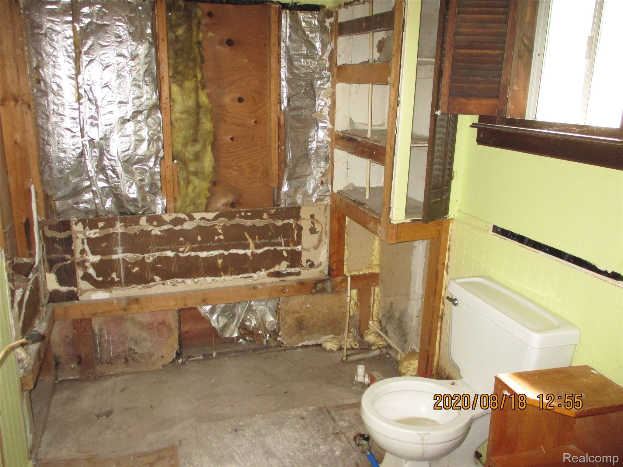 4220 Levalley Road Columbiaville, MI 48421 - Photo 17 of 19 L 3.JPG