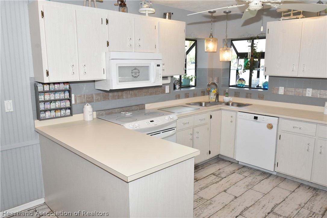 2037 Par Road Sebring, FL 33872 - Photo 11 of 36 Gallery Image 11