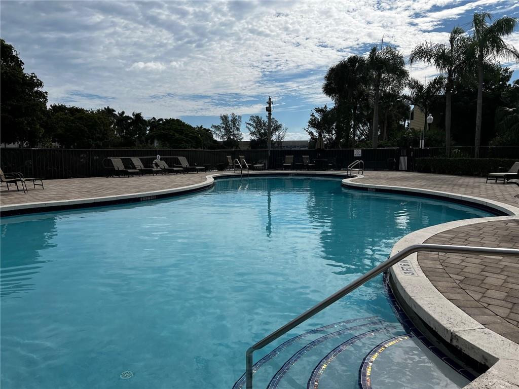 21420 Tudor Drive Boca Raton, FL 33431 - Photo 17 of 22 Community pool