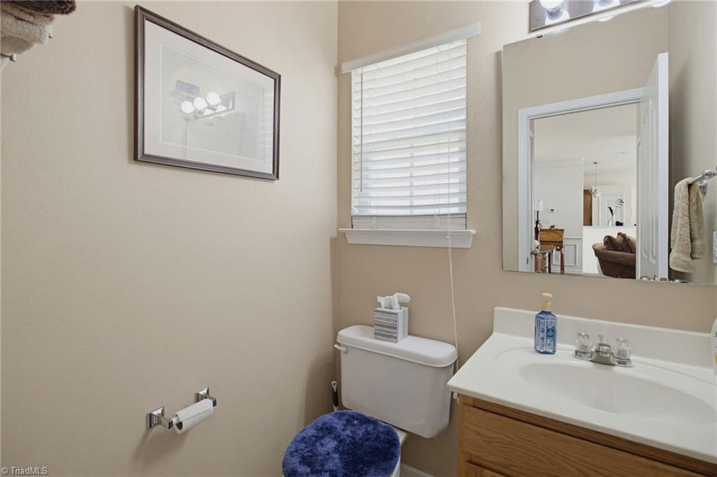 2115 Cliffvale Drive High Point, NC 27262 - Photo 18 of 30