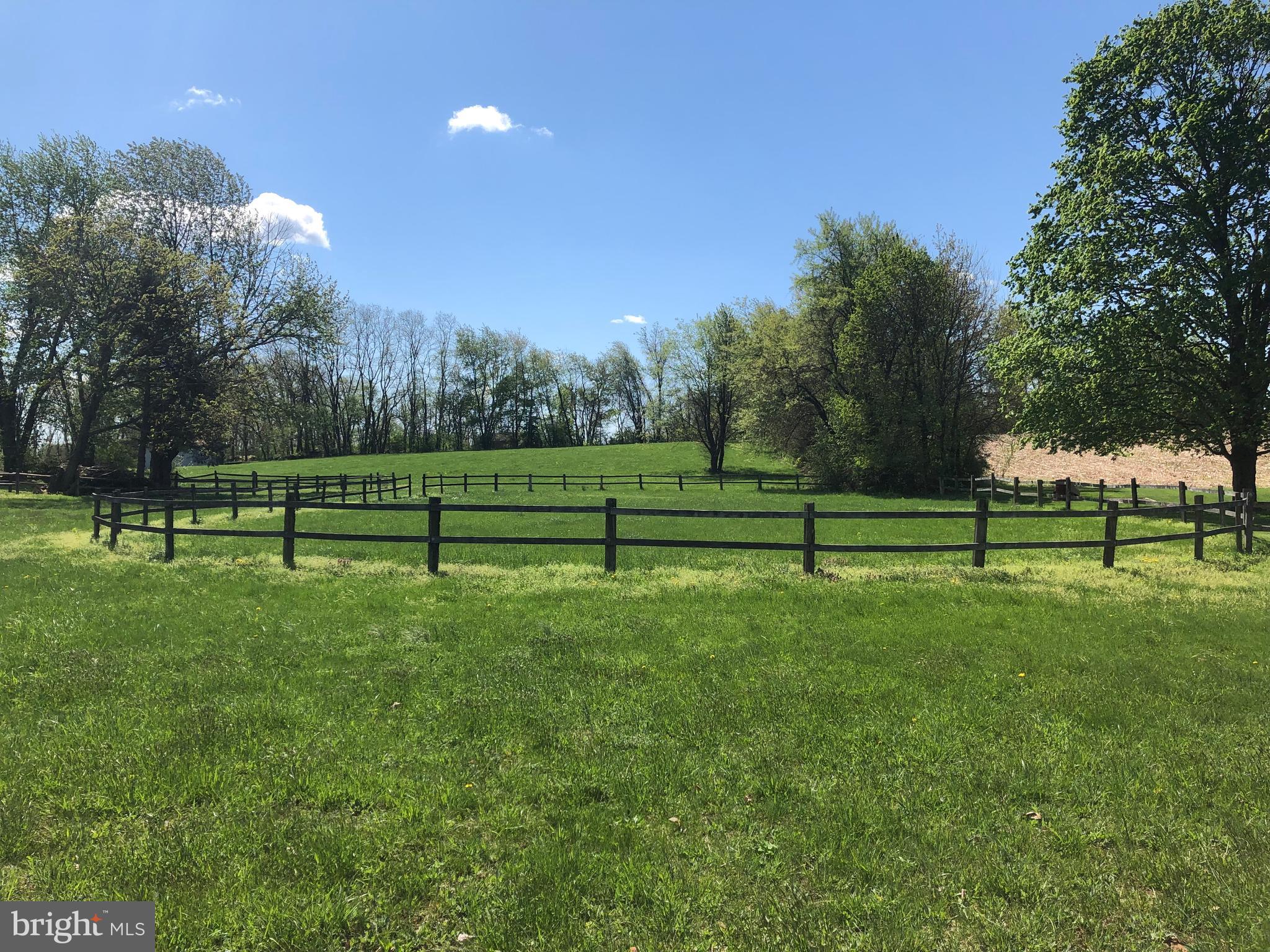 476 Eagle Road Kutztown, PA 19530 - Photo 32 of 44 Riding Ring