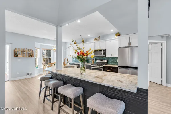 $550,000 | 124 Sylvan Lake Boulevard, Bayville, NJ 08721