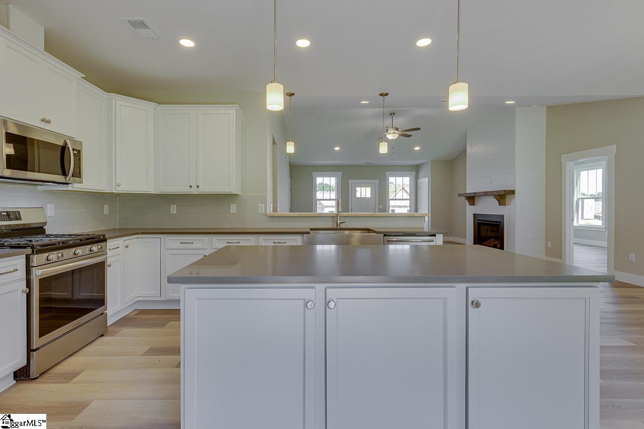 101 Powell Street Easley, SC 29640 - Photo 16 of 43