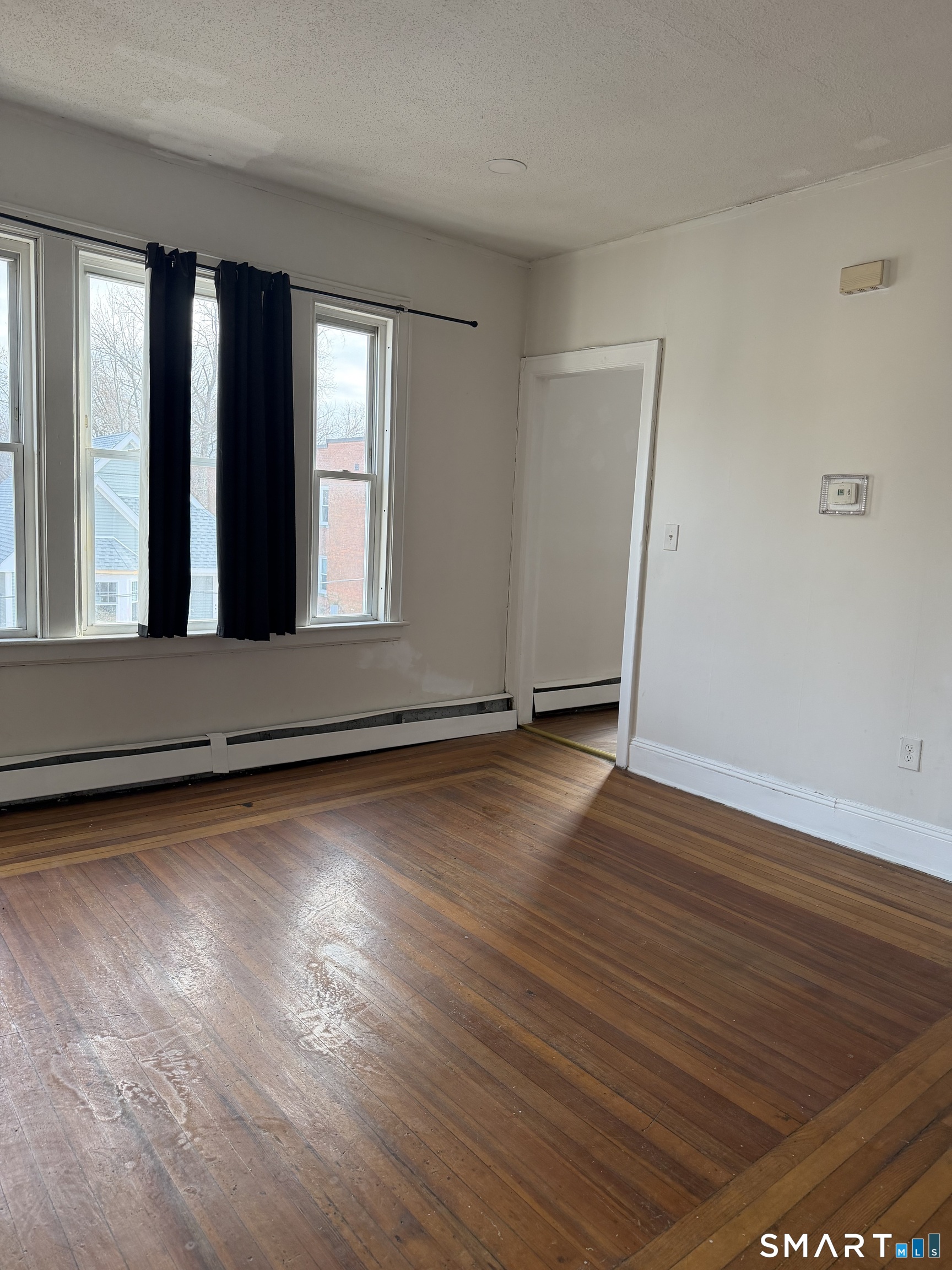 502 Edgewood Street Hartford, CT 06112 - Photo 6 of 8