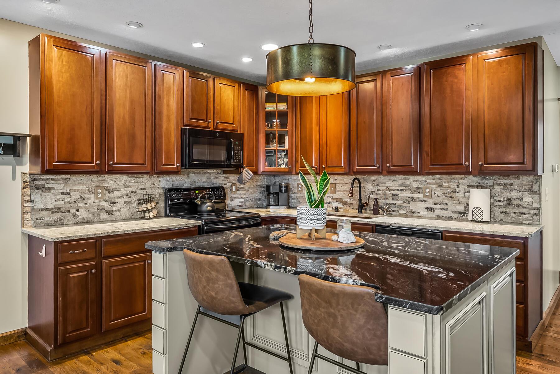 1540 Buttermilk Hill Road Delaware, OH 43015 - Photo 36 of 68 Kitchen