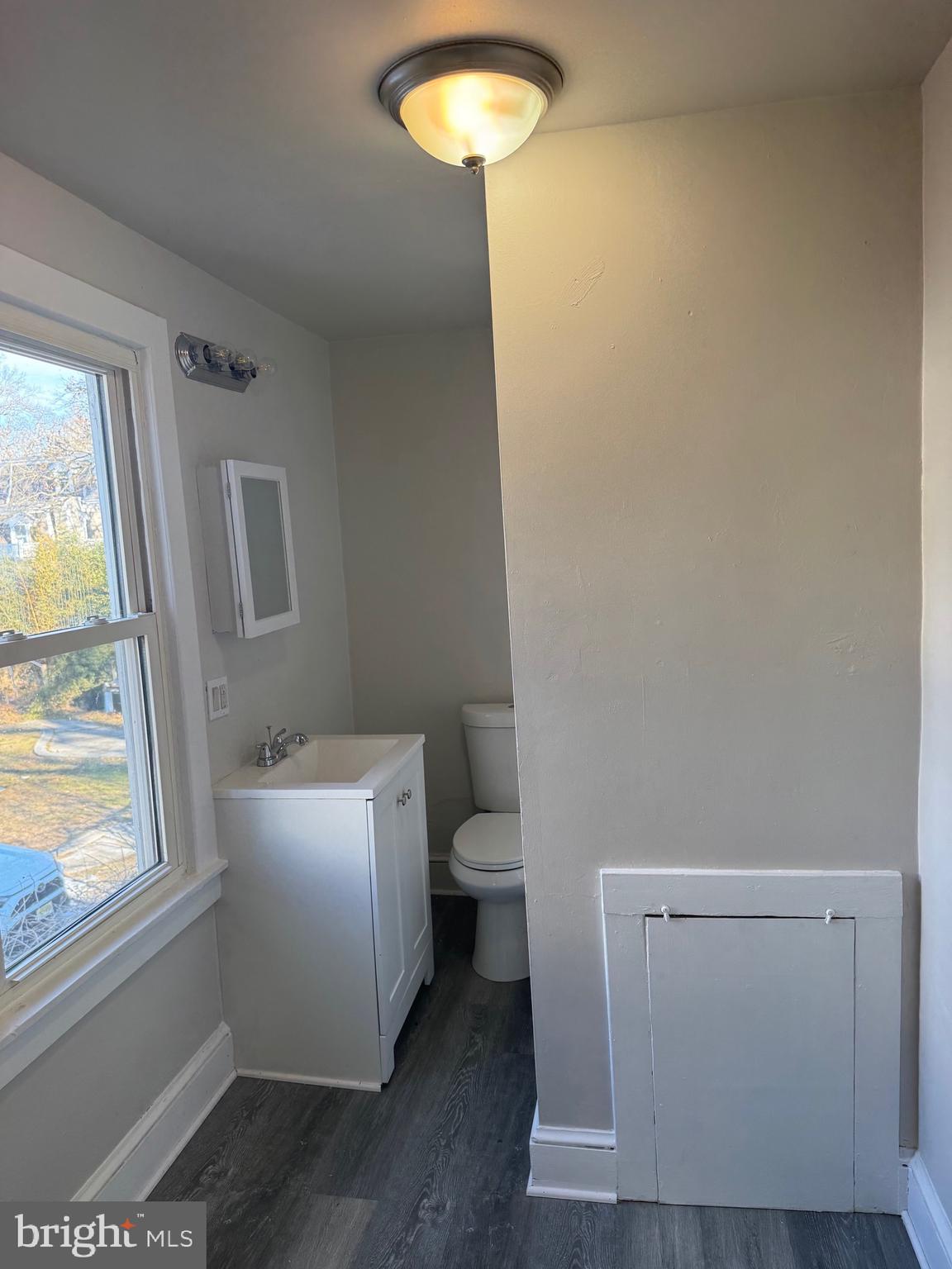 85 Oak Street, Unit C Bridgeton, NJ 08302 - Photo 7 of 8 bathroom
