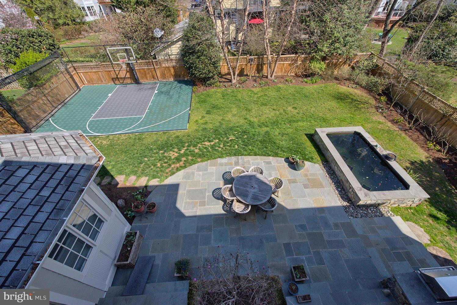 7509 Radnor Road Bethesda, MD 20817 - Photo 29 of 30 Exterior (Rear)