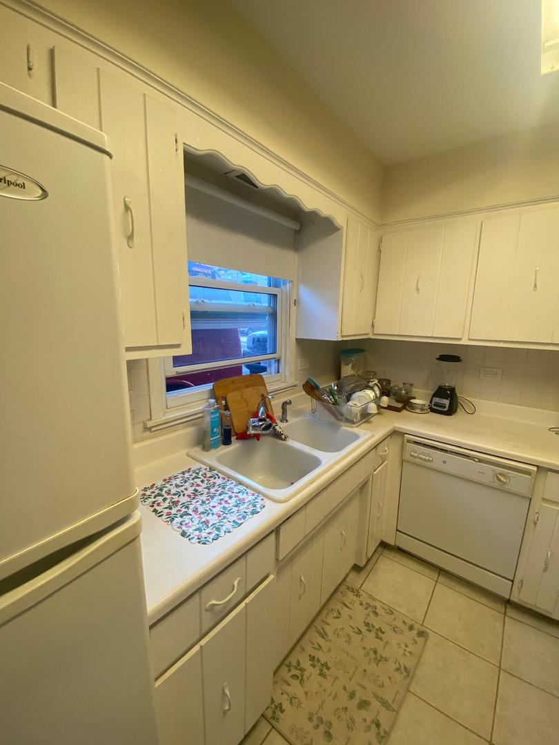 7048 O'Connell Drive, Unit 1W Chicago Ridge, IL 60415 - Photo 12 of 18