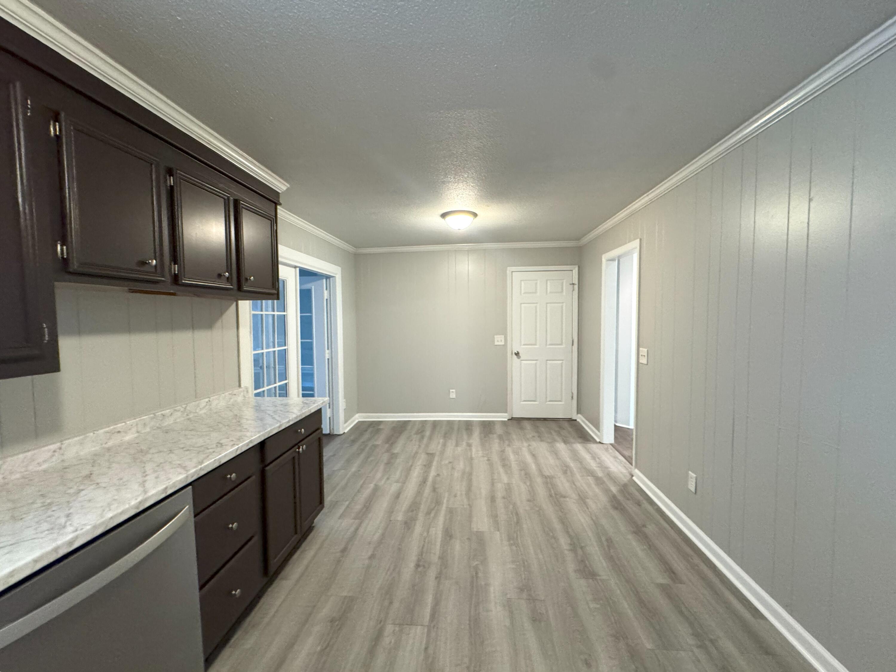 510 Golf Road Summerville, SC 29483 - Photo 11 of 15 eat in kitchen