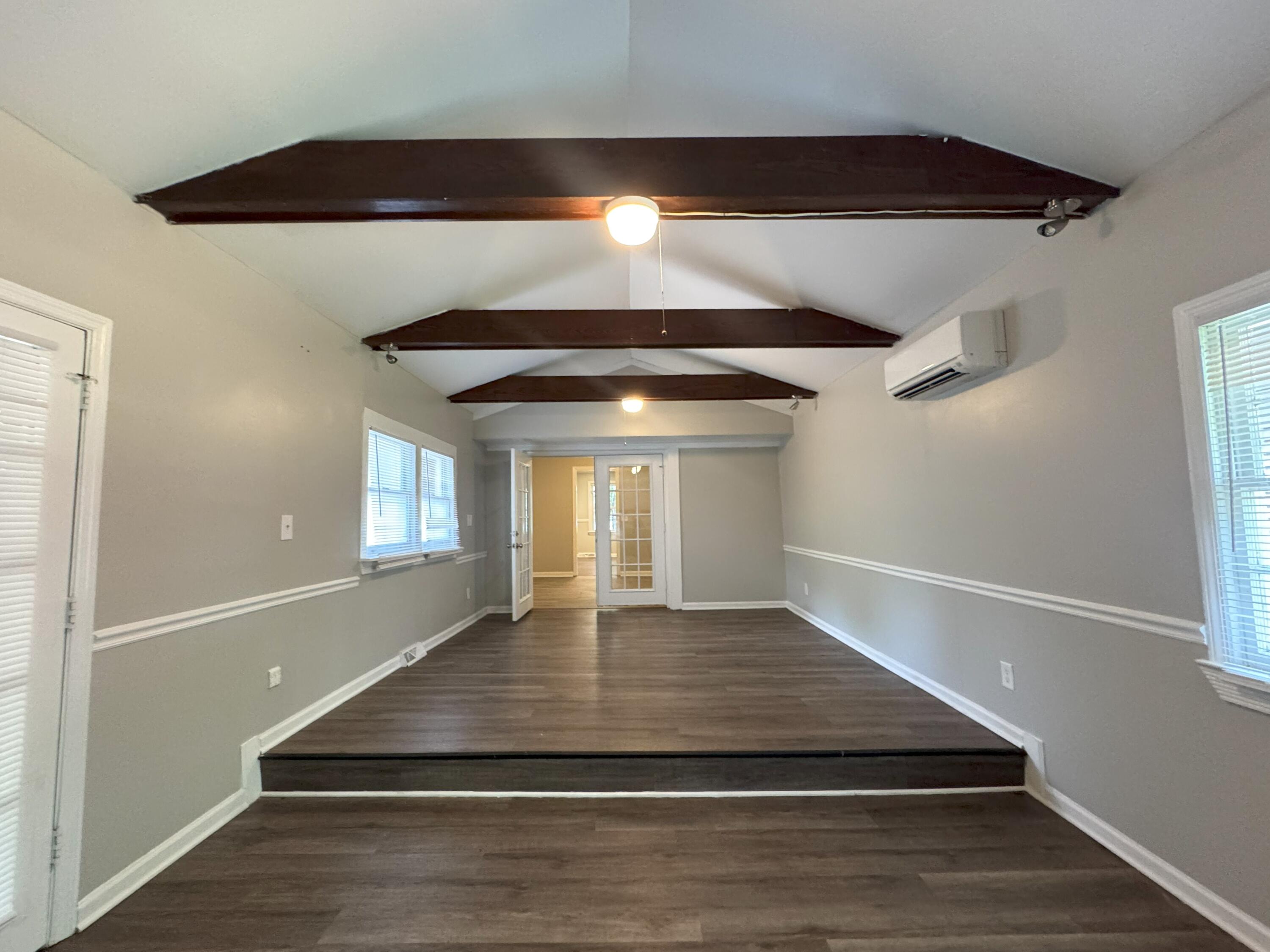 510 Golf Road Summerville, SC 29483 - Photo 12 of 15 family room