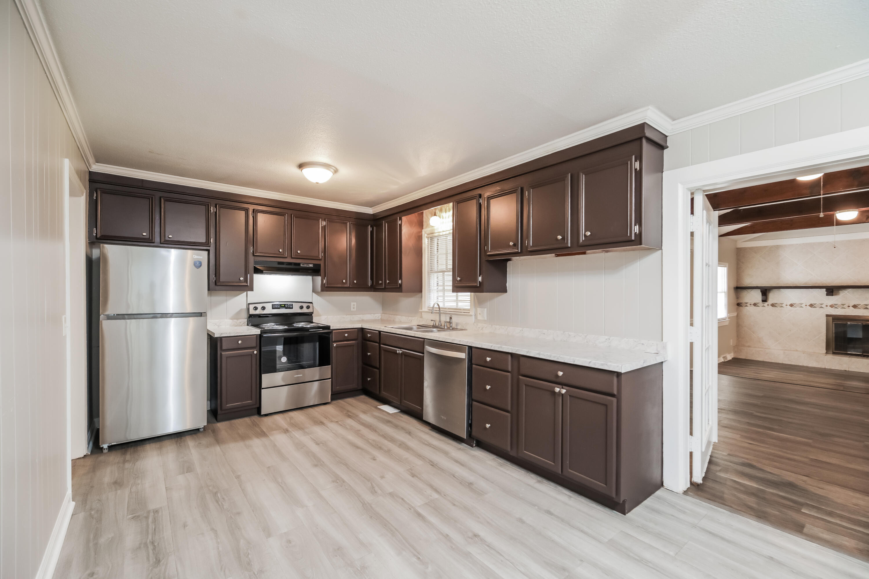 510 Golf Road Summerville, SC 29483 - Photo 4 of 15 003-photo-kitchen-14669551