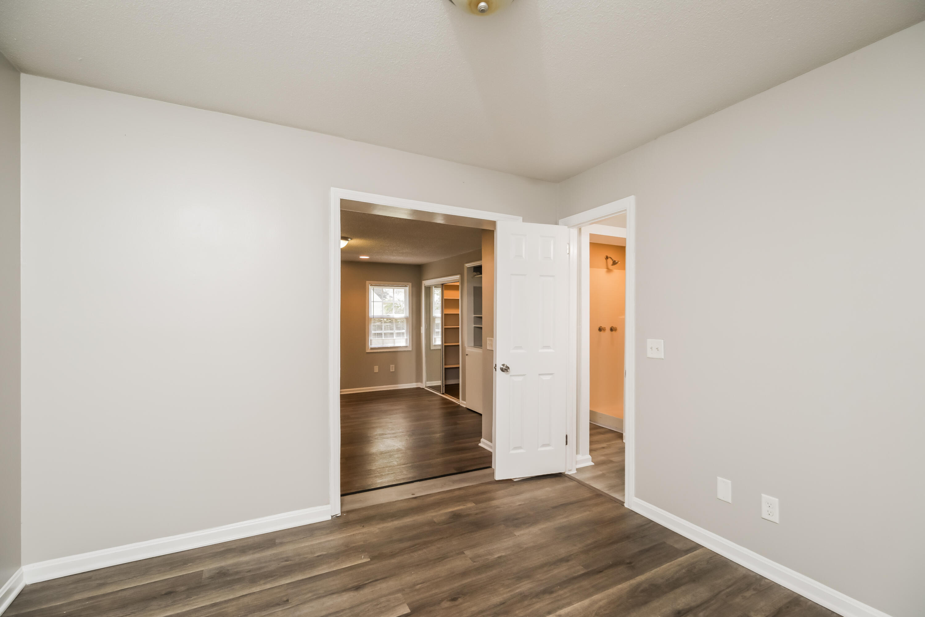 510 Golf Road Summerville, SC 29483 - Photo 9 of 15 008-photo-bedroom-14669559