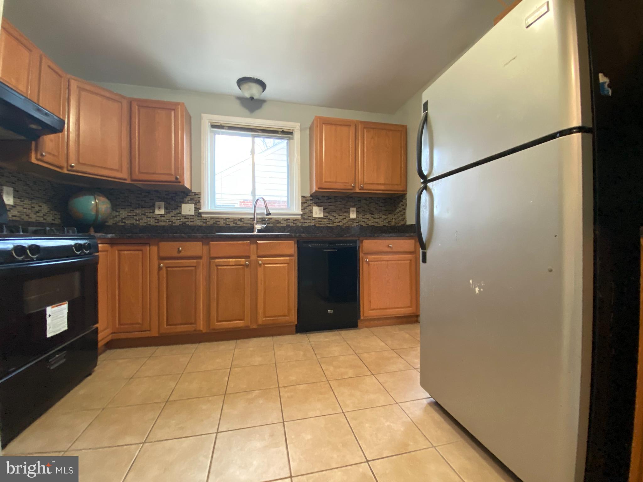 9603 Cottrell Terrace Silver Spring, MD 20903 - Photo 4 of 17 Gallery Image 4