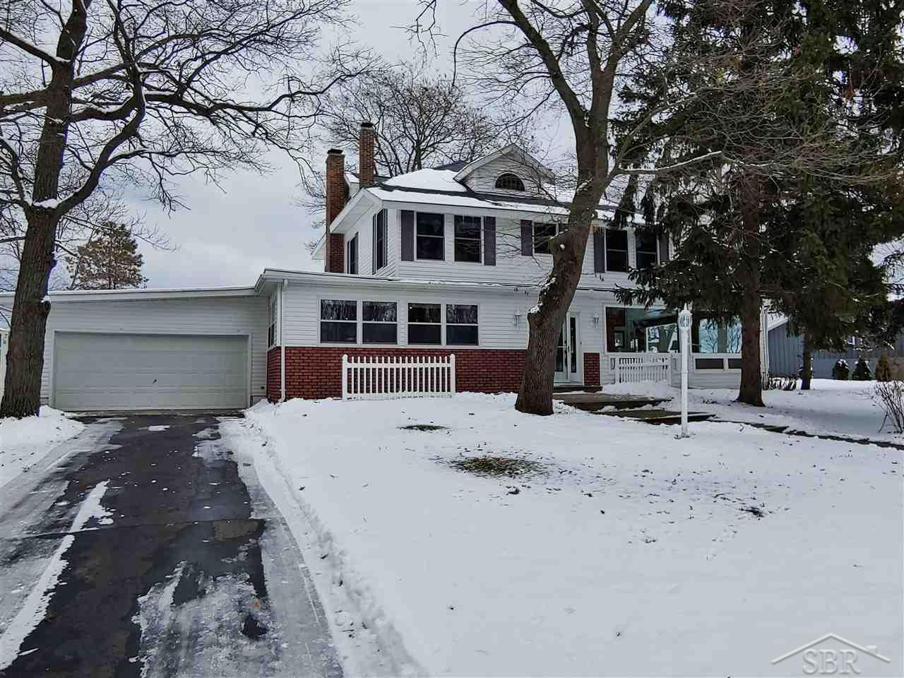 156 North Linwood Beach Road Linwood, MI 48634 - Photo 2 of 81 50005766-1.JPG