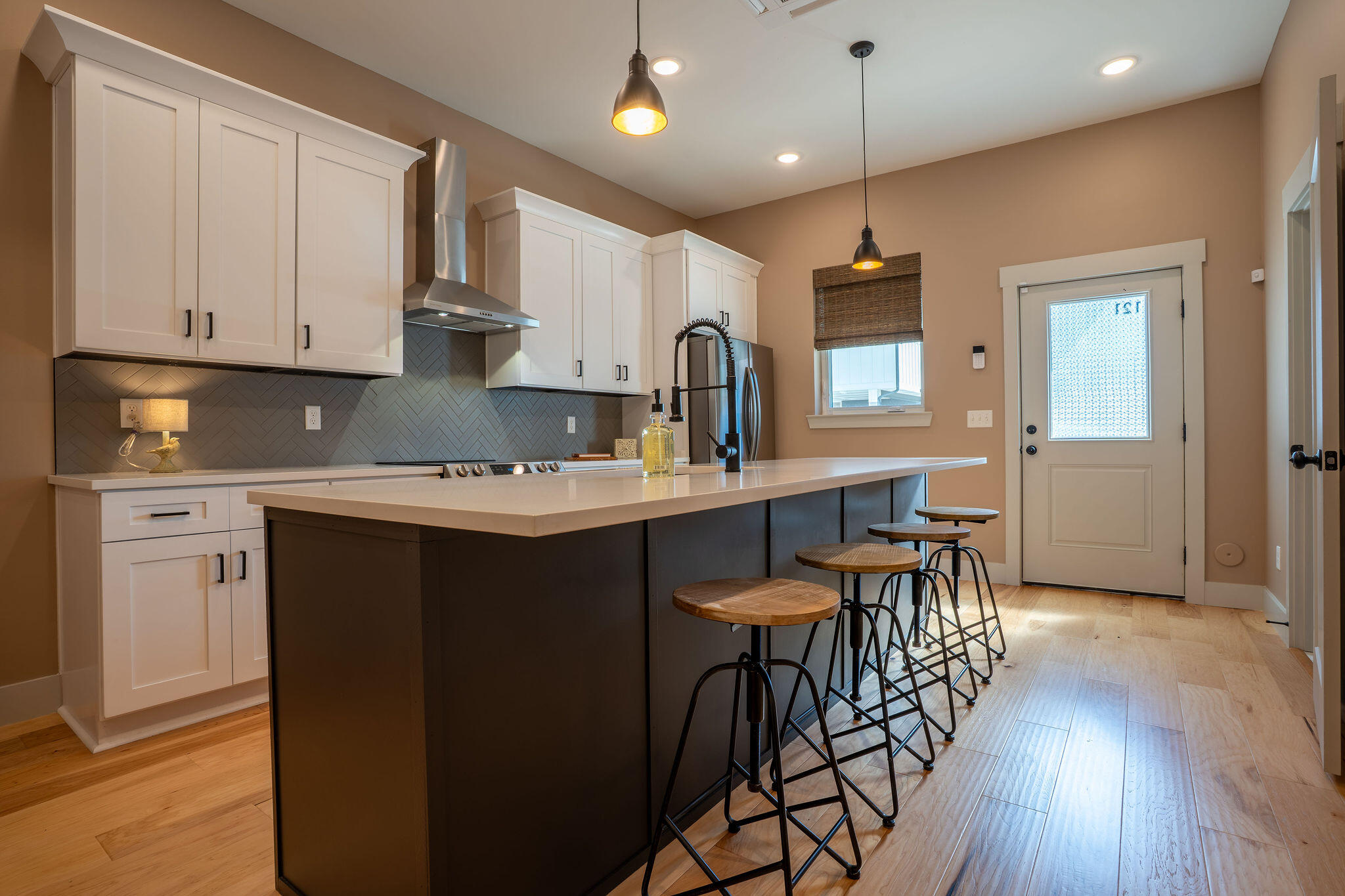 899 Cherokee Blvd., Unit 121 Chattanooga, TN 37405 - Photo 4 of 27 A7301782-HDR