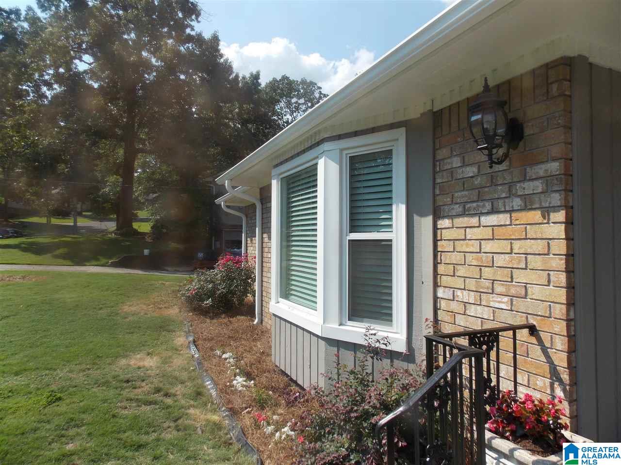 3575 Burntleaf Lane Hoover, AL 35226 - Photo 4 of 35