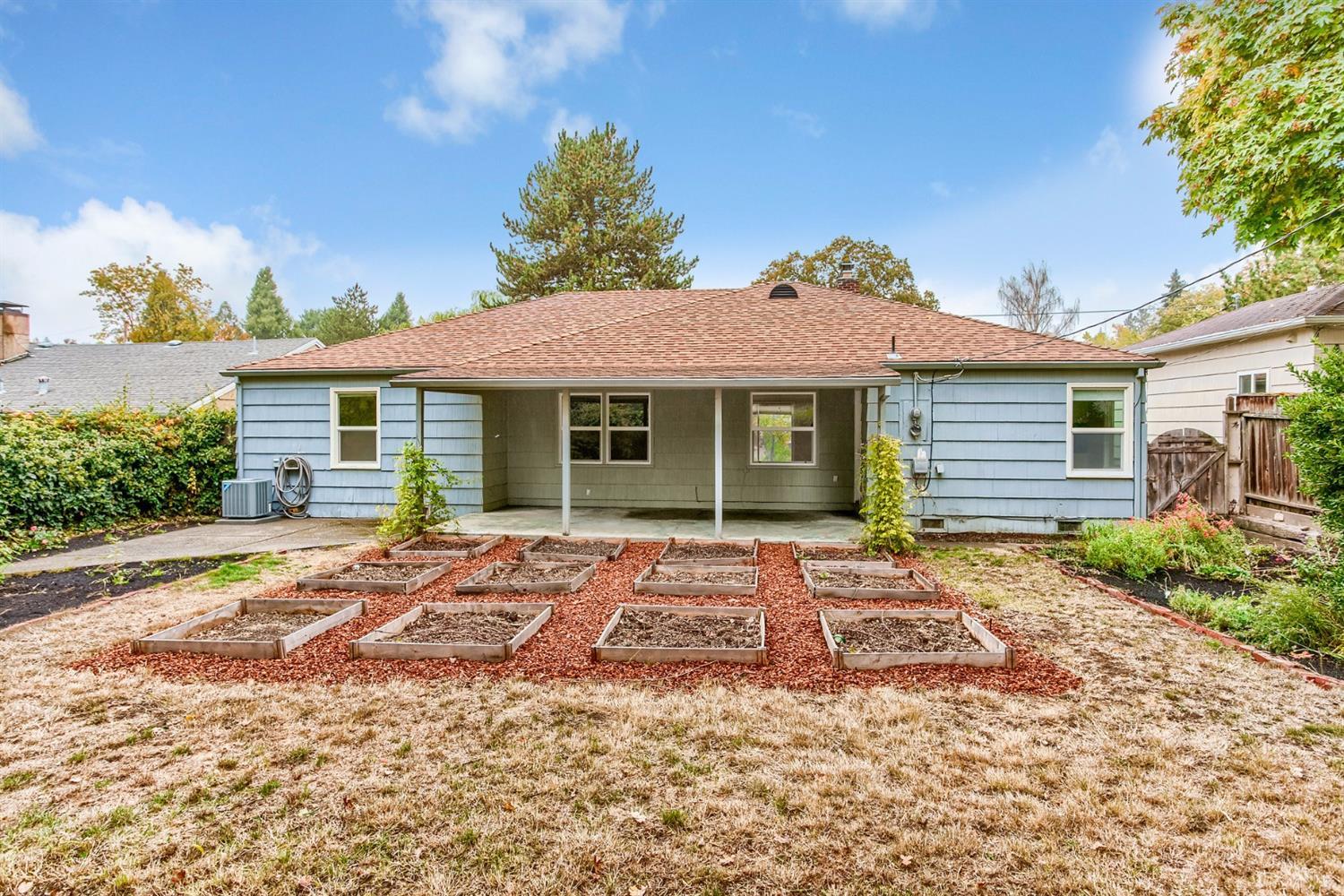 2216 Ruhl Way Medford, OR 97504 - Photo 32 of 32 Additional Photo