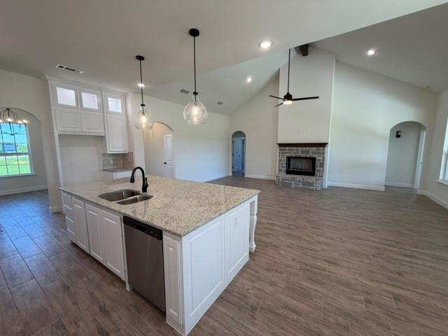 112 Coalson Crossing Azle, TX 76020 - Photo 10 of 26