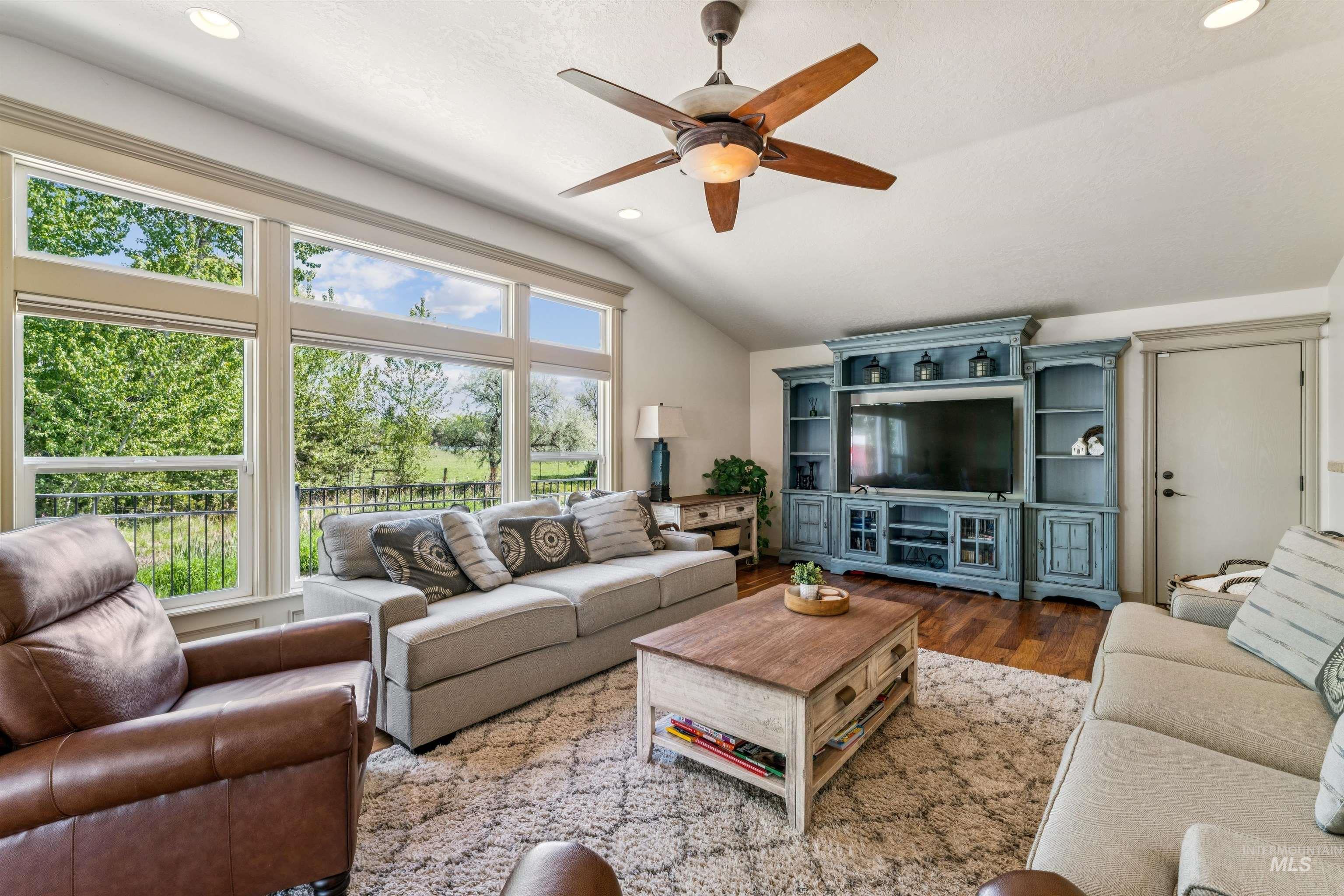1550 Artesian Road Eagle, ID 83616 - Photo 22 of 50