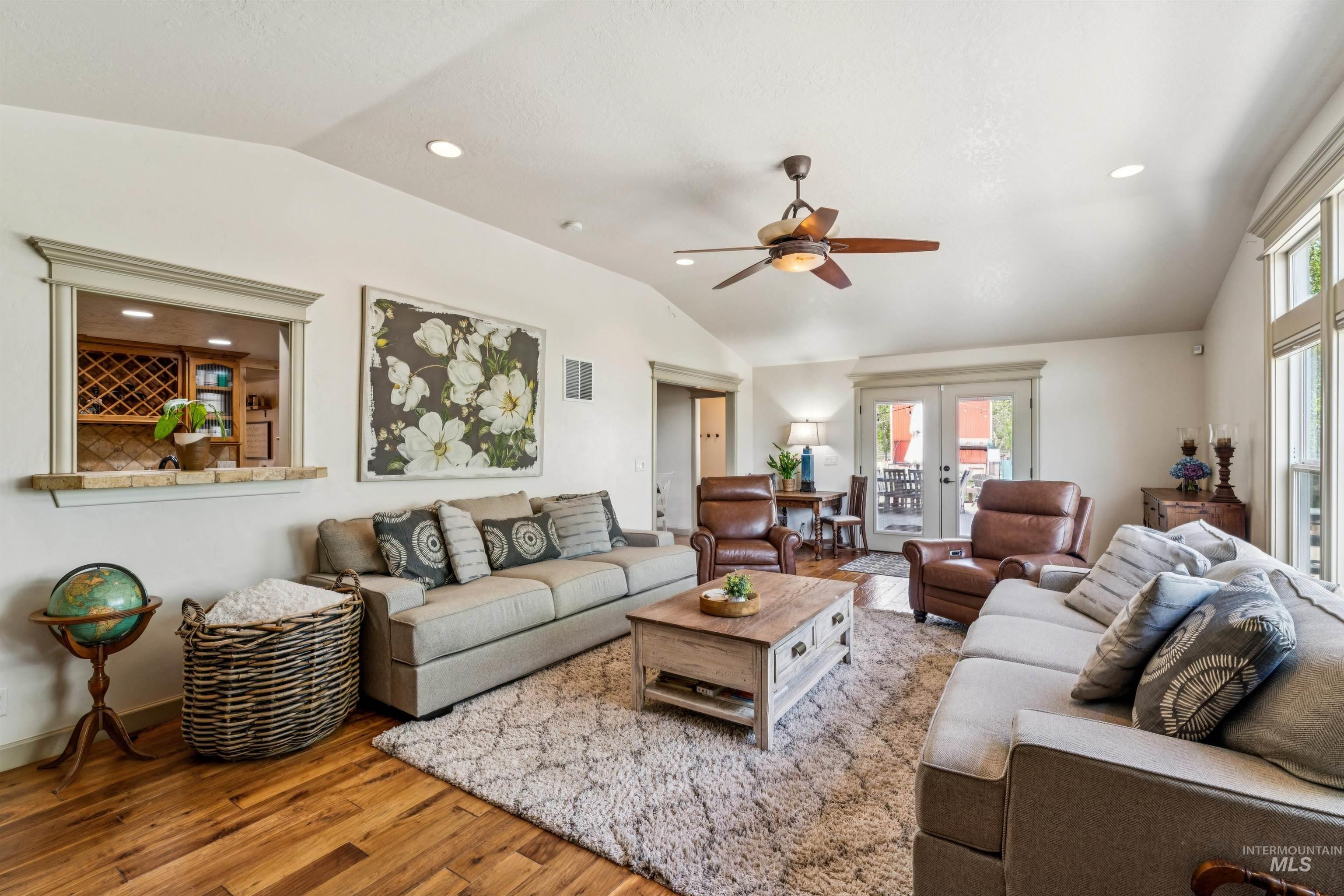 1550 Artesian Road Eagle, ID 83616 - Photo 23 of 50