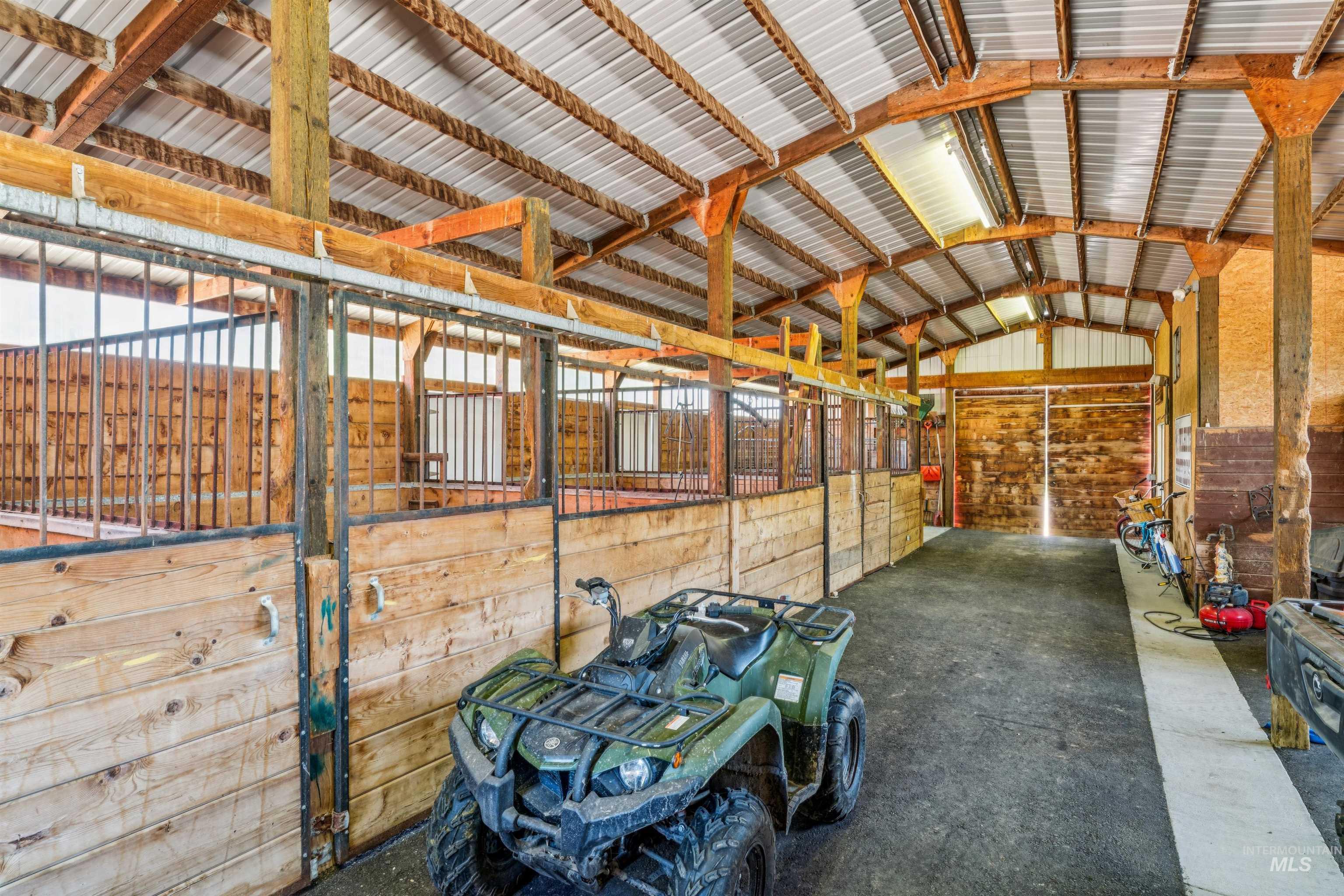 1550 Artesian Road Eagle, ID 83616 - Photo 45 of 50
