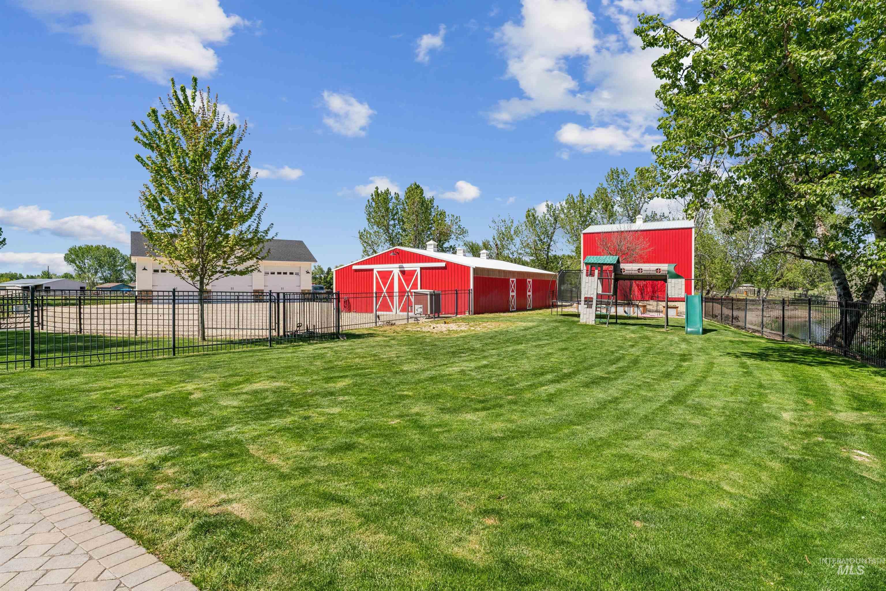 1550 Artesian Road Eagle, ID 83616 - Photo 5 of 50