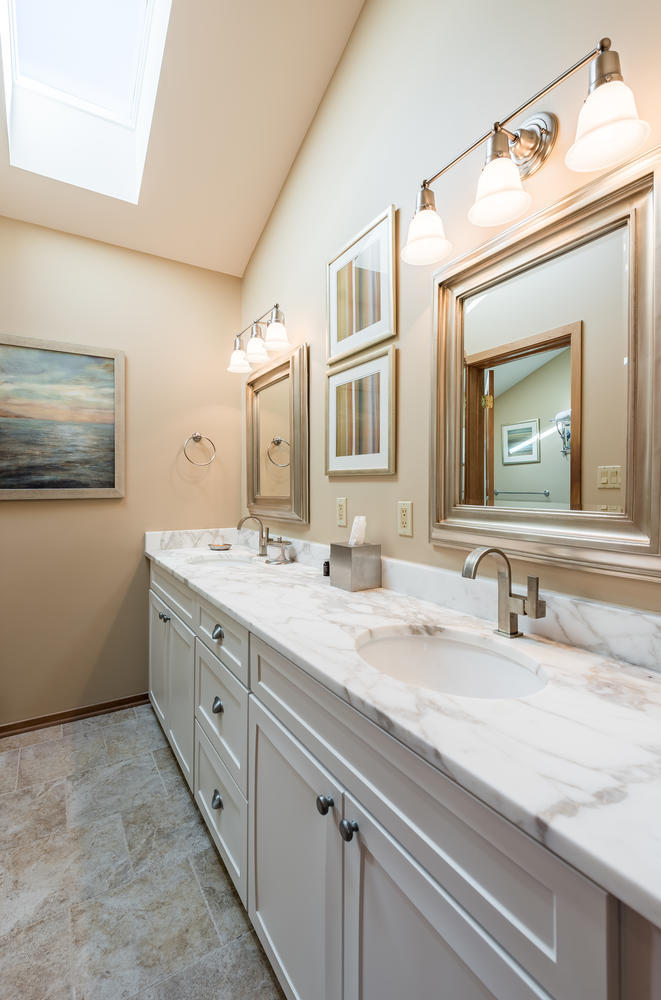 3212 Bohicket Road Johns Island, SC 29455 - Photo 49 of 92 Upstairs Bathroom