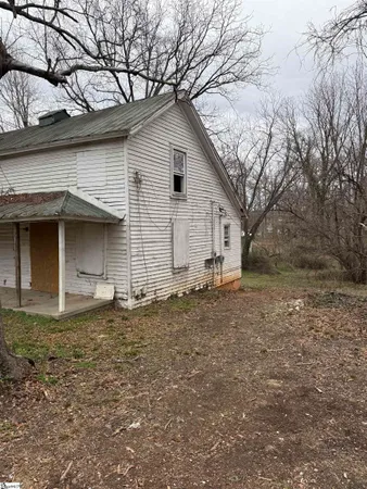 $44,900 | 121 Saluda Street, Cowpens, SC 29330