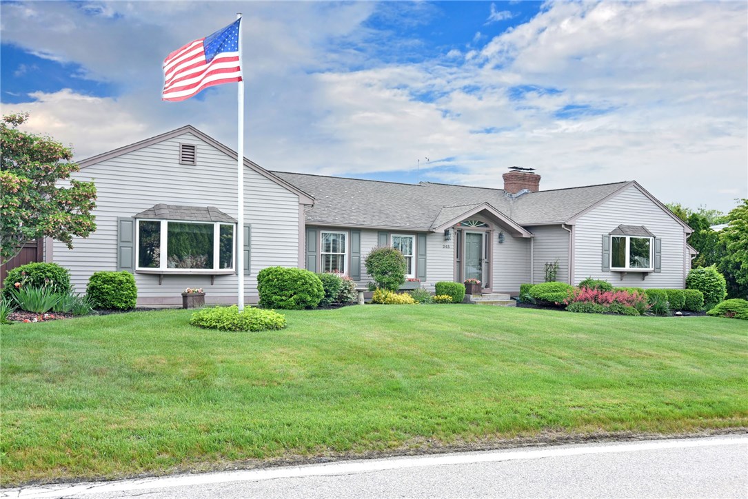 245 Bonnet Point Road Narragansett, RI 02882 - Photo 1 of 37